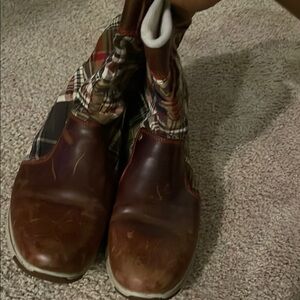 Tommy Hilfiger Brown Ankle Boots with Vintage Appeal